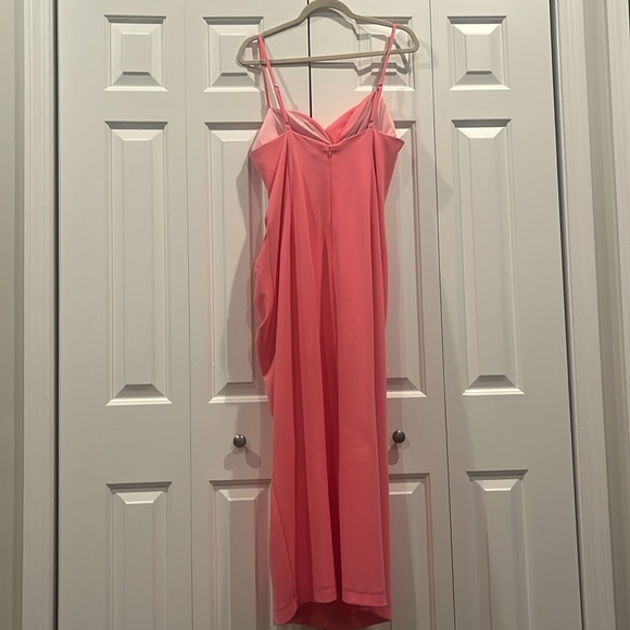 ONLY WORN ONCE! Donna Morgan for Maggy Shirred Draped Dress in size 16 - Picture 2 of 6